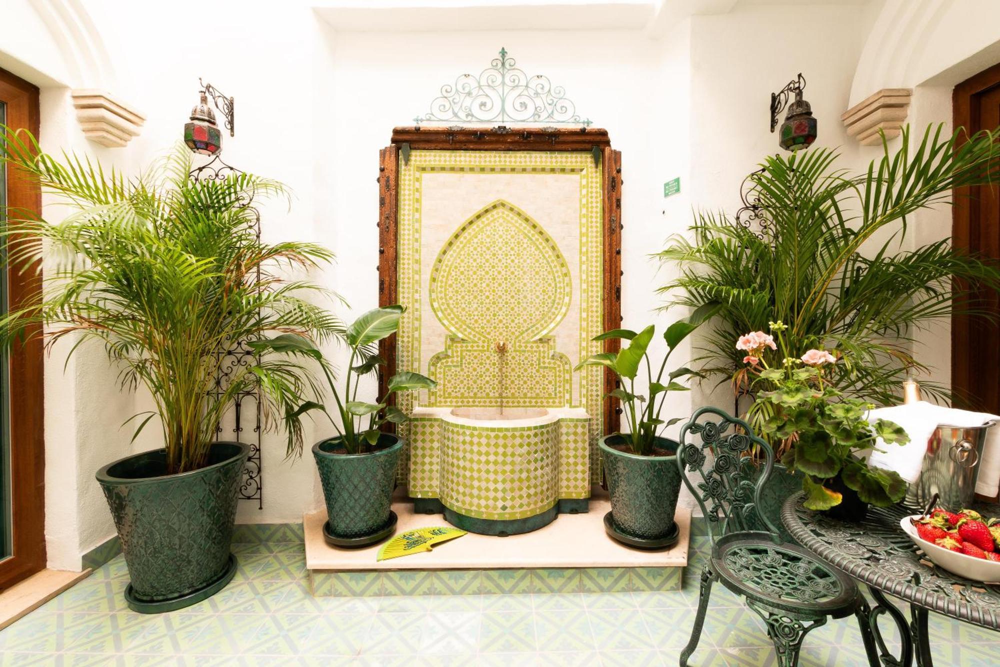 Casa Esmeralda - Luxury Boutique Apartments Old Town Эстепона Экстерьер фото